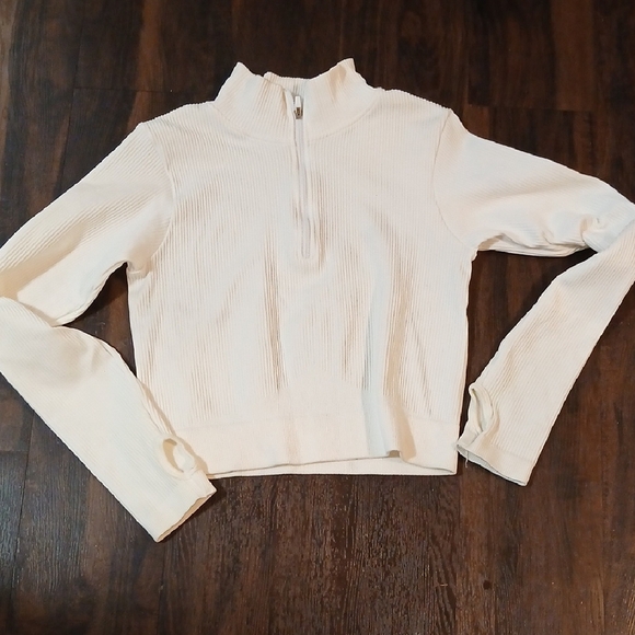 White Ribbed Crop Hoodie with Mandarin Collar - Picture 3 of 4